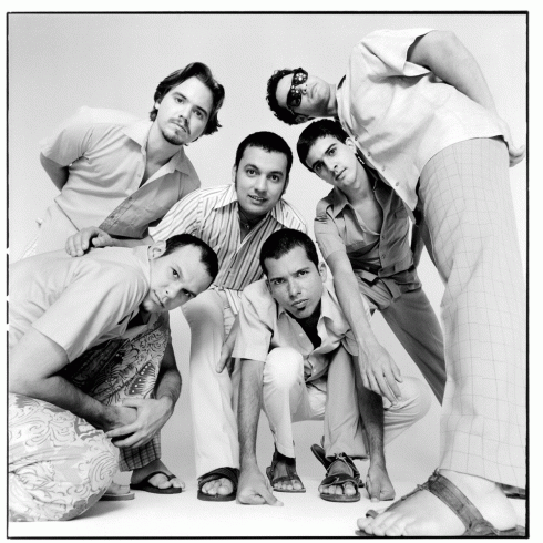 LOS AMIGOS INVISIBLES AUSTIN TX