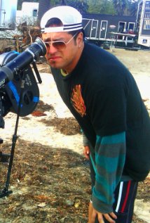 MV5BMjAzMDUyOTEzN15BMl5BanBnXkFtZTgwMzk2MzE0MzE@._V1_SY317_CR4,0,214,317_AL_