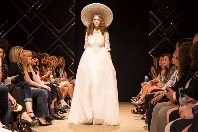 11025969_10153808093657564_6318370866577160163_o